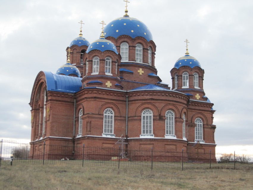 Любицкое. Церковь Покрова Пресвятой Богородицы. фасады