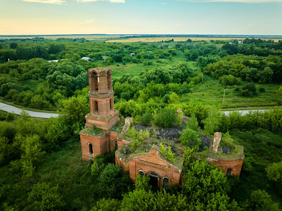 Церковь Космы и Дамиана, Озерки (Сараевский район, Рязанская область). фасады