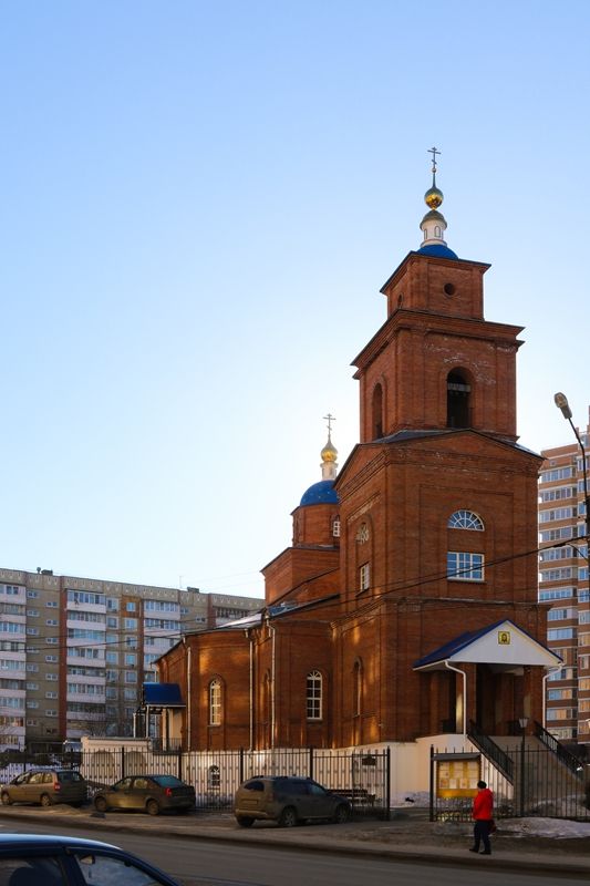 общий вид в ландшафте. Церковь Вознесения Господня на Тайфуне, Калуга (Калуга, город, Калужская область)