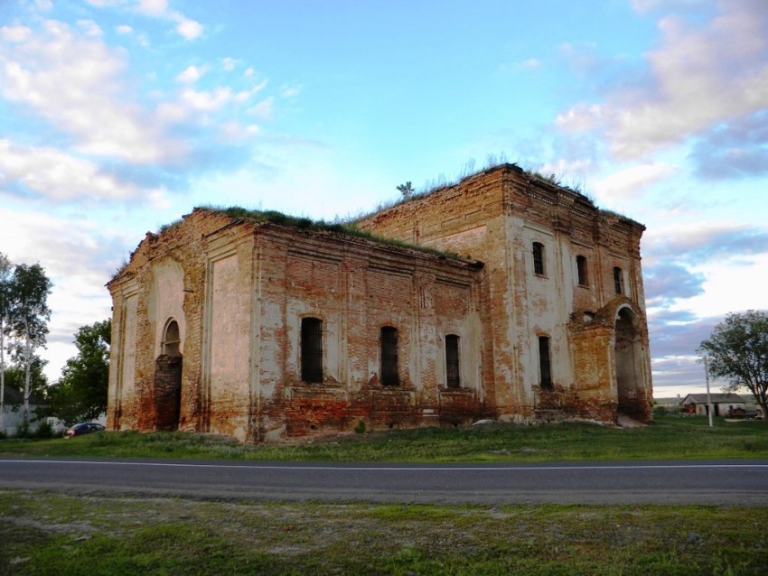 Церковь Рождества Христова, Стужень (Мантуровский район, Курская область). общий вид в ландшафте