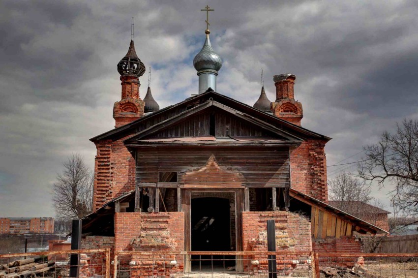 Церковь Троицы Живоначальной, Бисерово (Раменский район и гг. Бронницы, Жуковский, Московская область). фасады