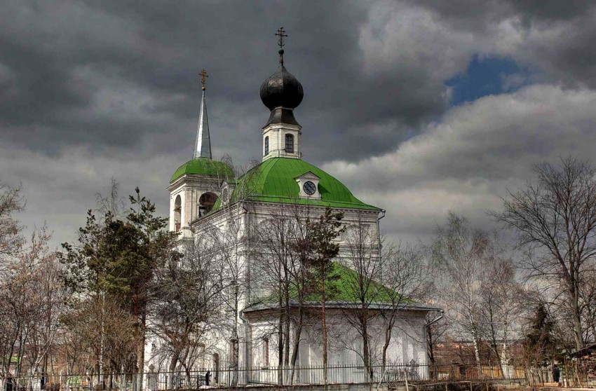 Церковь Успения Пресвятой Богородицы, Шубино (Домодедовский городской округ, Московская область). фасады