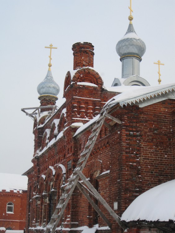 Церковь Троицы Живоначальной, Бисерово (Раменский район и гг. Бронницы, Жуковский, Московская область). архитектурные детали