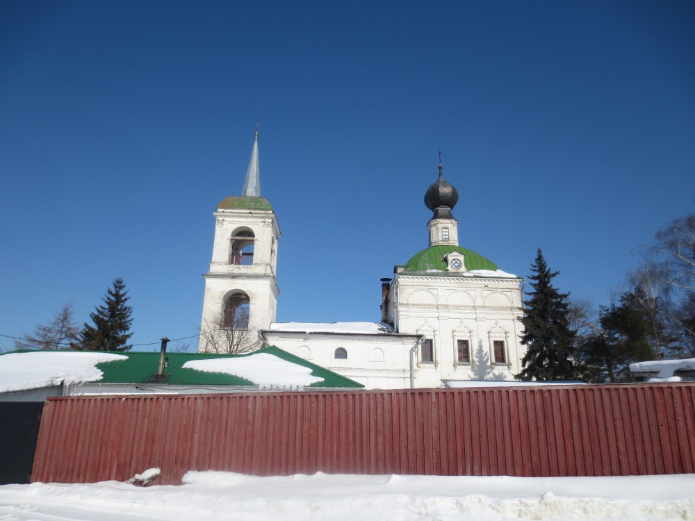 Церковь Успения Пресвятой Богородицы, Шубино (Домодедовский городской округ, Московская область). фасады
