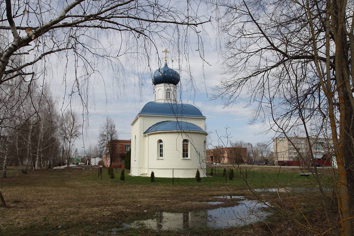 общий вид в ландшафте. Церковь иконы Божией Матери "Всех скорбящих Радость", Поповская (Егорьевский городской округ, Московская область)