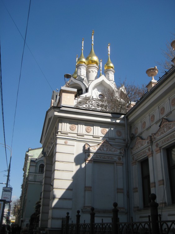 Церковь Собора Дивеевских святых при подворье Троицкого Серафимо Дивеевского монастыря, Мещанский (Центральный административный округ (ЦАО), г. Москва). фасады