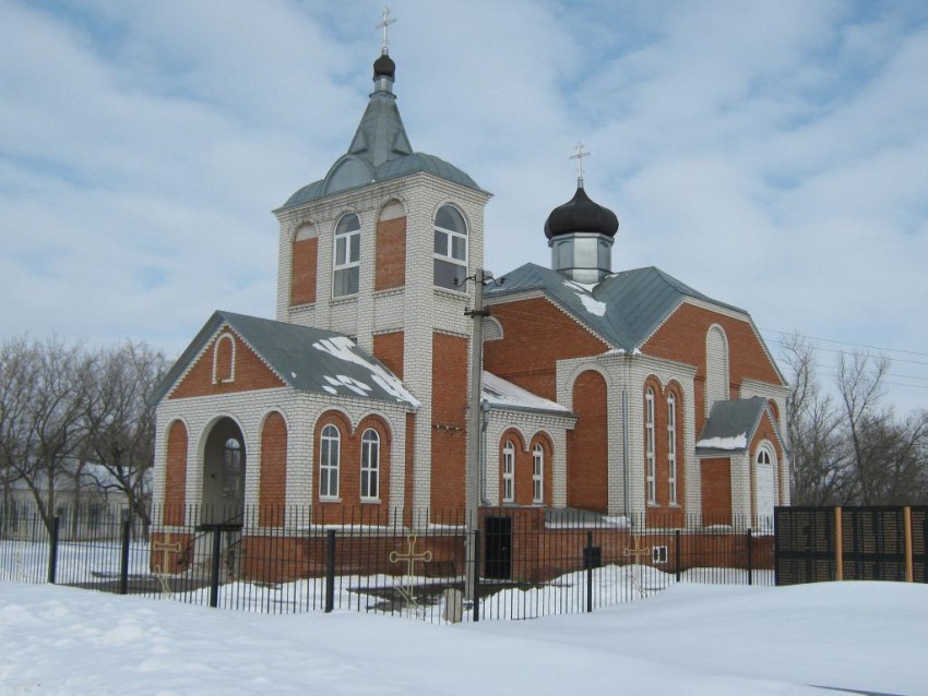 Церковь Космы и Дамиана, Третьяки (Борисоглебск, город, Воронежская область). общий вид в ландшафте