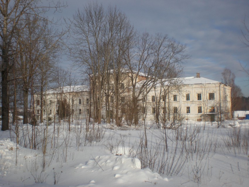 Короцко. Короцкий Тихонов монастырь. Церковь Владимирской иконы Божией Матери. общий вид в ландшафте