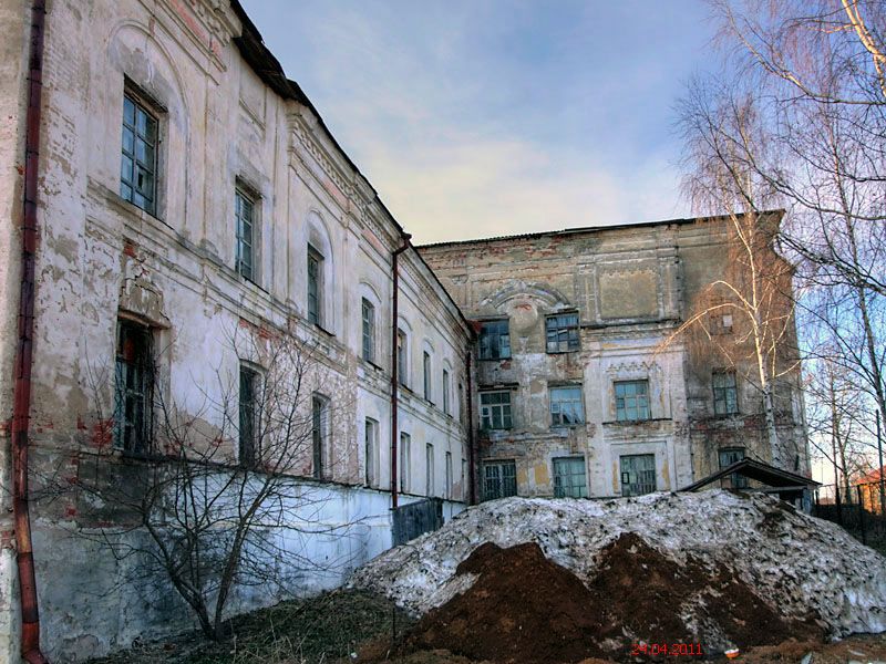 Короцко. Короцкий Тихонов монастырь. Церковь Владимирской иконы Божией Матери. фасады