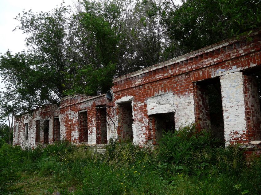 Береговой. Иргизский Воскресенский мужской монастырь. фасады