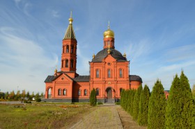 Новонадеждинский. Церковь Спаса Преображения