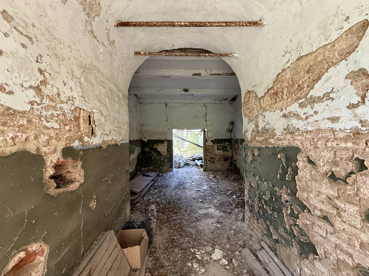 Церковь Спаса Преображения, Якшино (Дубенский район, Тульская область). интерьер и убранство, Притвор, вид с запада