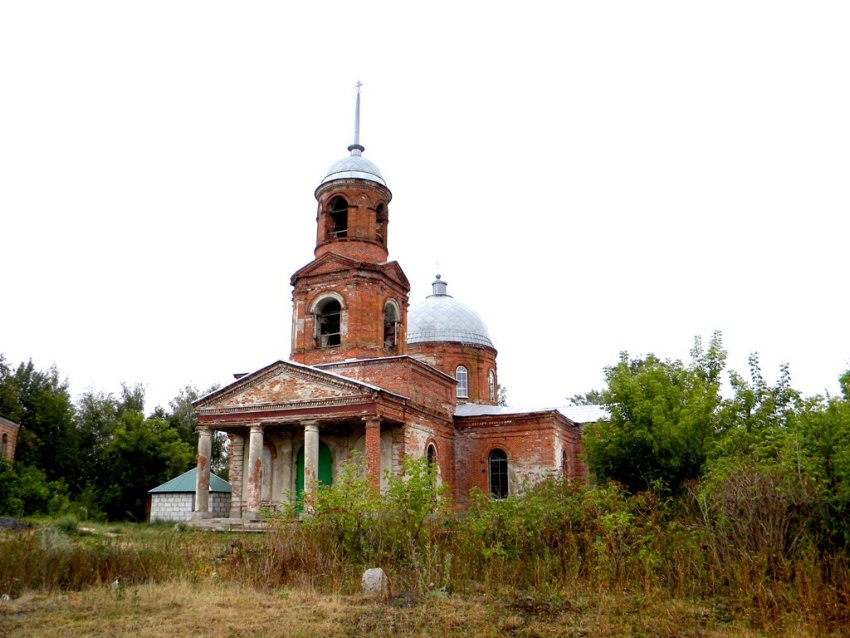Церковь Троицы Живоначальной, Павловка (Обоянский район, Курская область). общий вид в ландшафте
