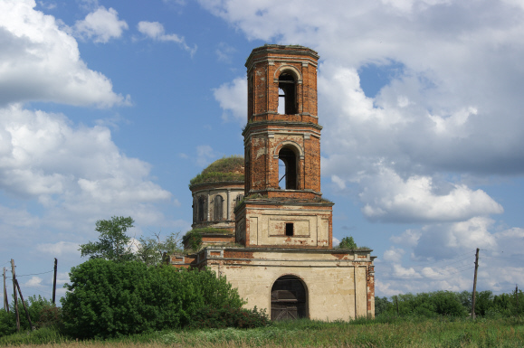 Церковь Троицы Живоначальной, Катино (Скопинский район и г. Скопин, Рязанская область). общий вид в ландшафте