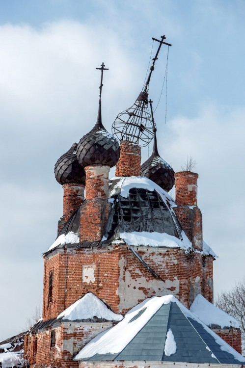 Церковь Покрова Пресвятой Богородицы, Ширинье (Ярославский район, Ярославская область). фасады
