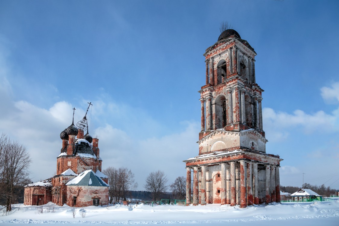 Ширинье. Церковь Покрова Пресвятой Богородицы. фасады