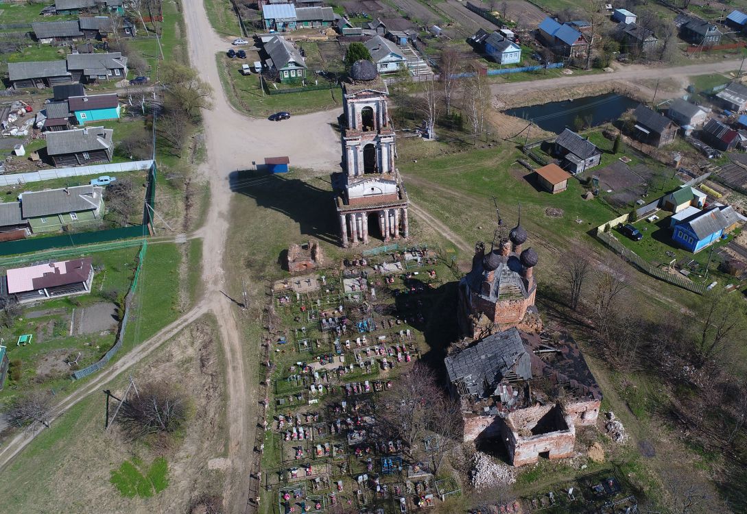 Церковь Покрова Пресвятой Богородицы, Ширинье (Ярославский район, Ярославская область). общий вид в ландшафте