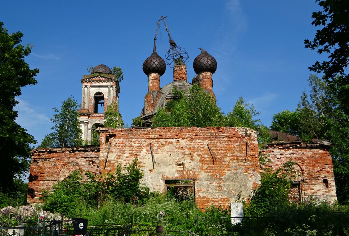 Церковь Покрова Пресвятой Богородицы, Ширинье (Ярославский район, Ярославская область). фасады
