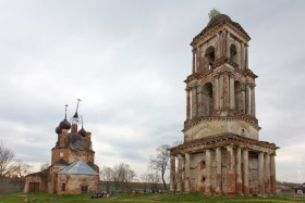 Ширинье. Церковь Покрова Пресвятой Богородицы