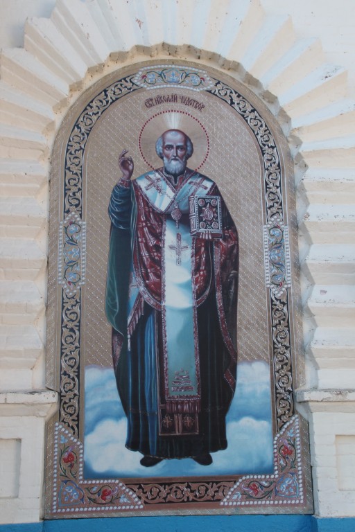 Церковь Петра и Павла, Петрово (Ярославский район, Ярославская область). архитектурные детали