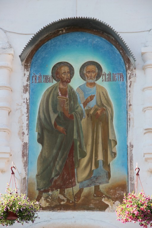 Церковь Петра и Павла, Петрово (Ярославский район, Ярославская область). архитектурные детали
