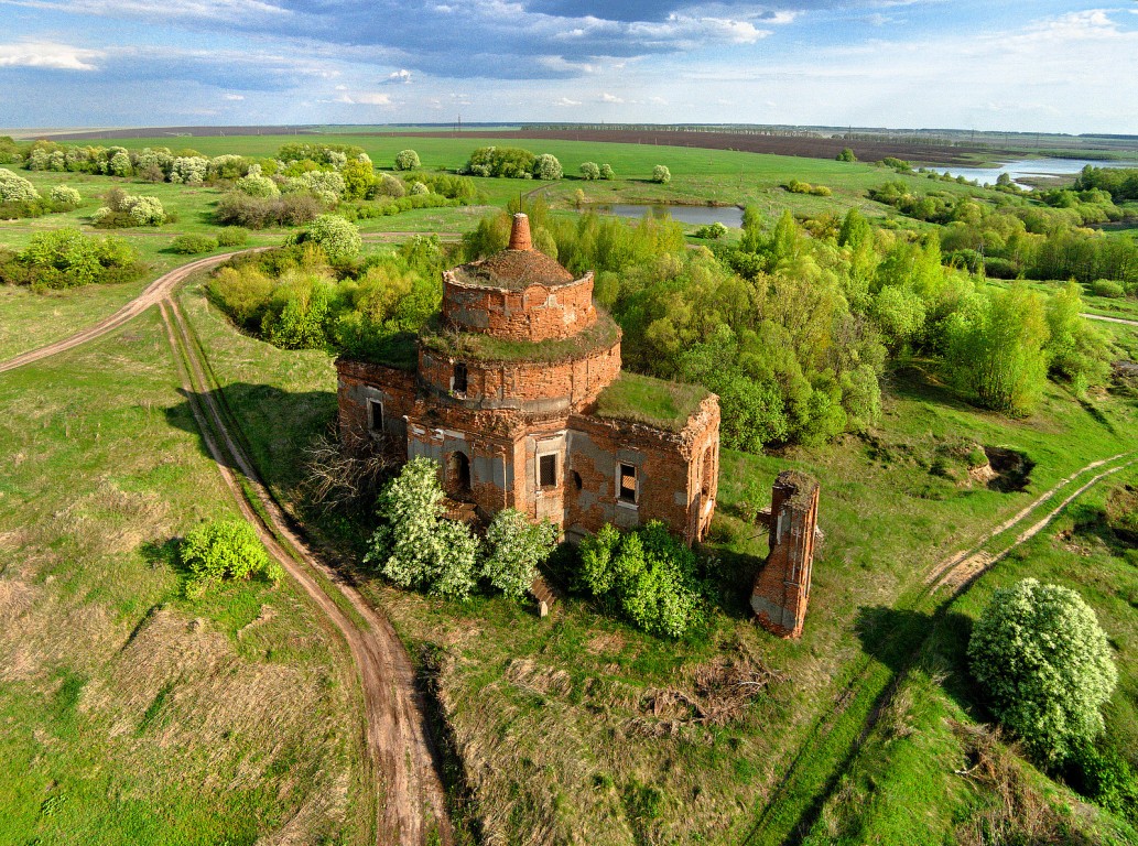Церковь Воздвижения Креста Господня, Моховое (Скопинский район и г. Скопин, Рязанская область). общий вид в ландшафте