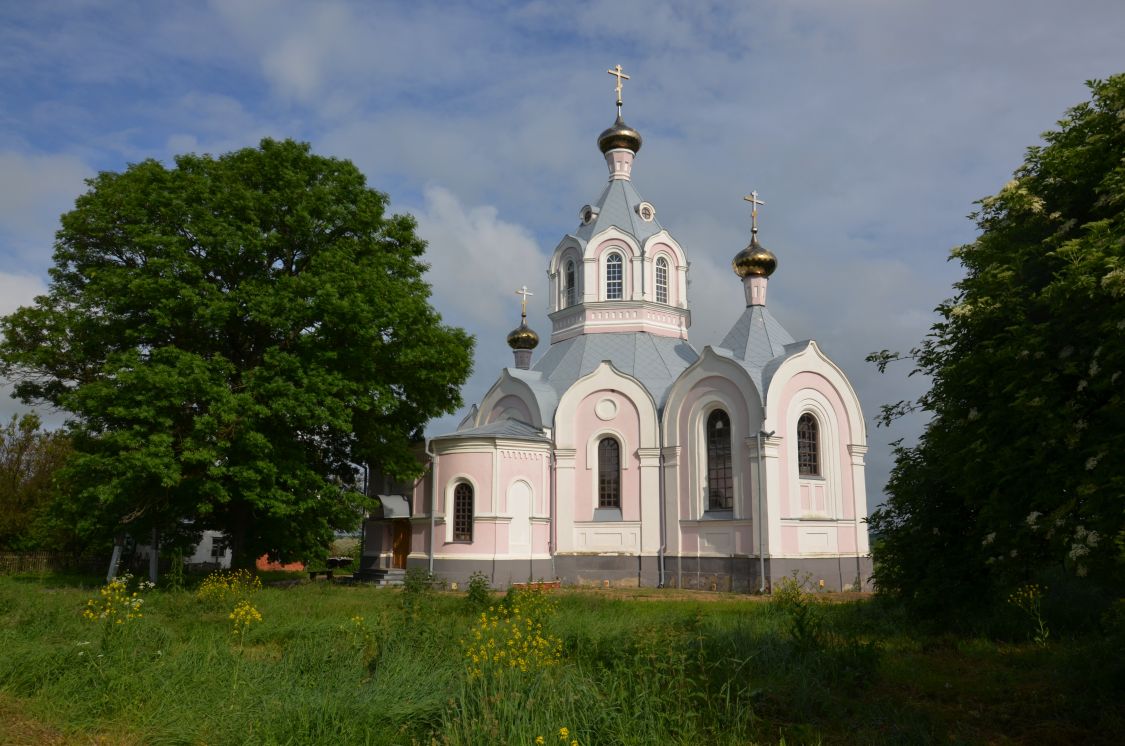 Церковь Рождества Пресвятой Богородицы, Коренское (Рыльский район, Курская область). фасады