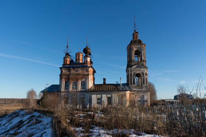 Церковь Благовещения Пресвятой Богородицы, Солонец (Ярославский район, Ярославская область). общий вид в ландшафте