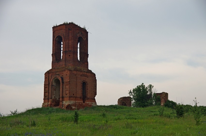 Церковь Троицы Живоначальной, Растегаевка (Милославский район, Рязанская область). фасады