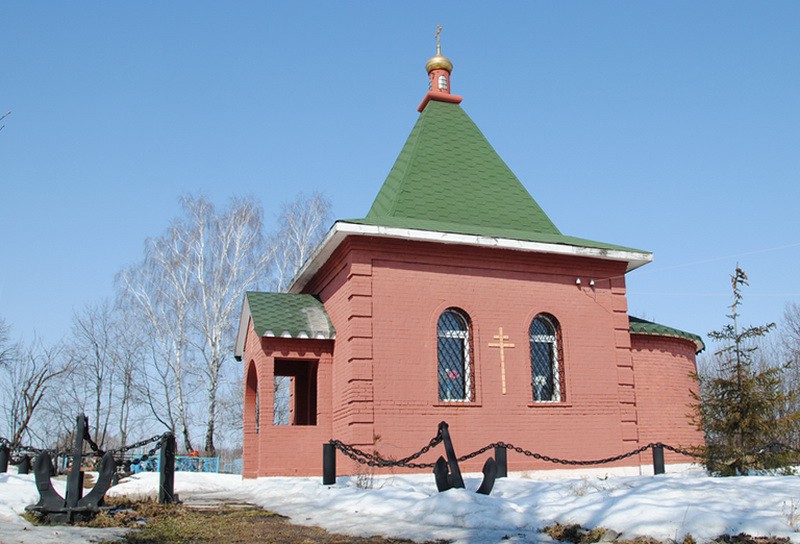 Часовня Петра и Павла, Лужное (Дубенский район, Тульская область). общий вид в ландшафте