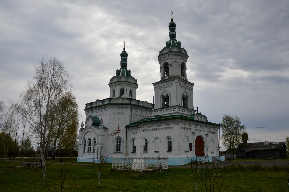 Церковь Троицы Живоначальной, Валамаз (Селтинский район, Республика Удмуртия). фасады