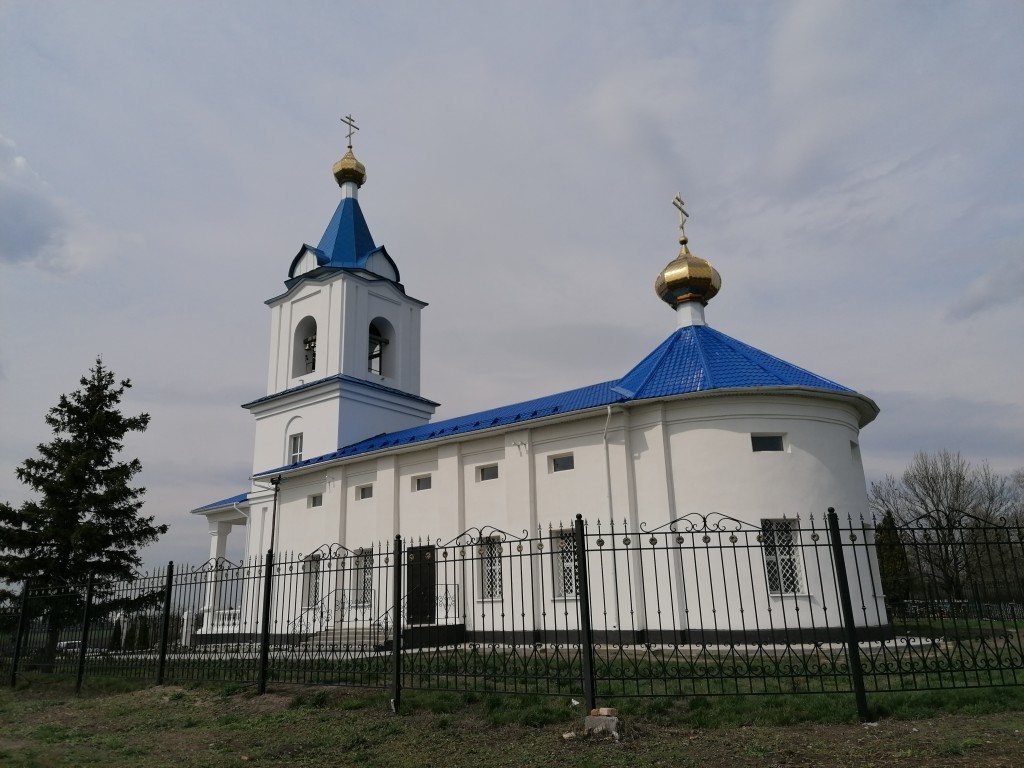 Церковь Покрова Пресвятой Богородицы, Орлянка (Солнцевский район, Курская область). фасады