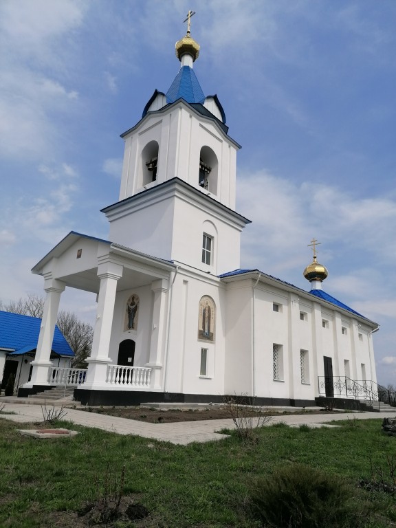 Церковь Покрова Пресвятой Богородицы, Орлянка (Солнцевский район, Курская область). фасады
