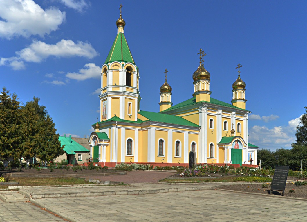 Церковь Николая Чудотворца, Зуевка (Солнцевский район, Курская область). фасады