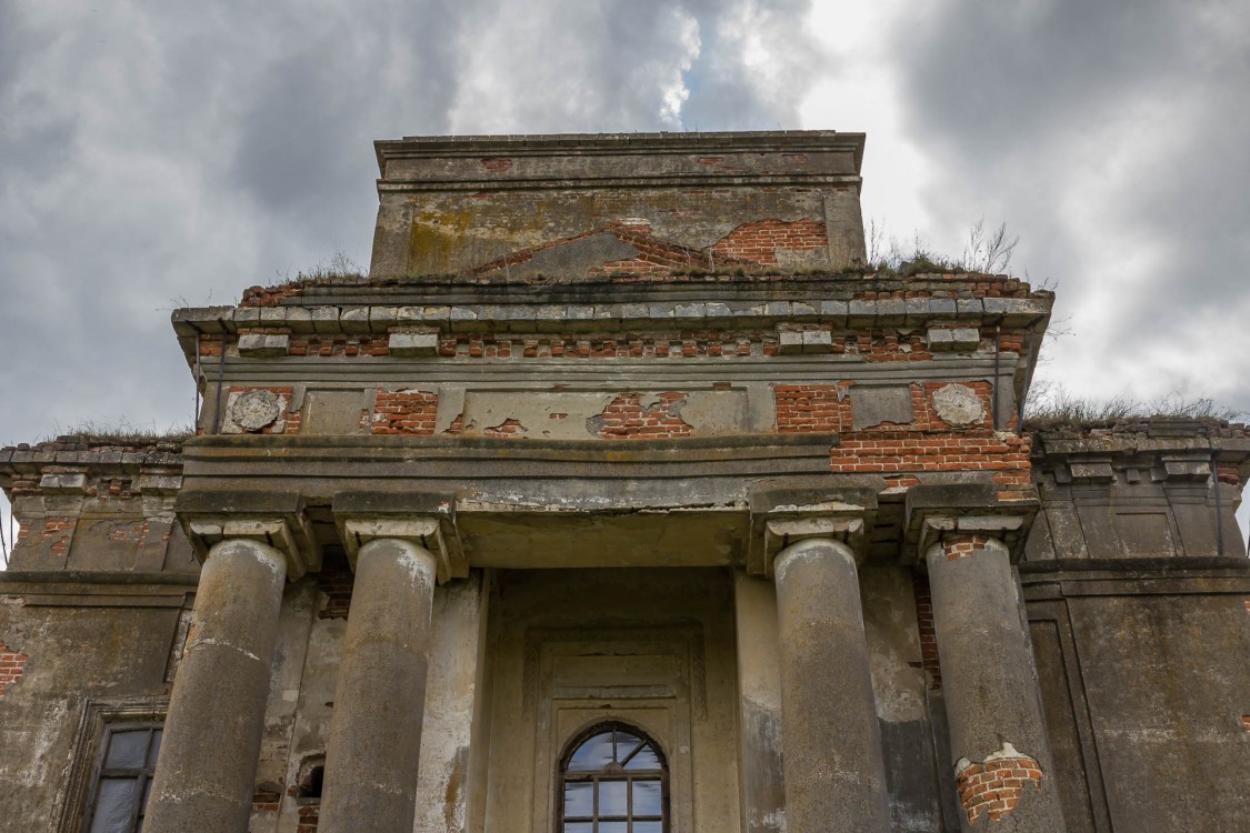 Церковь Михаила Архангела, Архангельское (Милославский район, Рязанская область). архитектурные детали, Фрагмент северного фасада