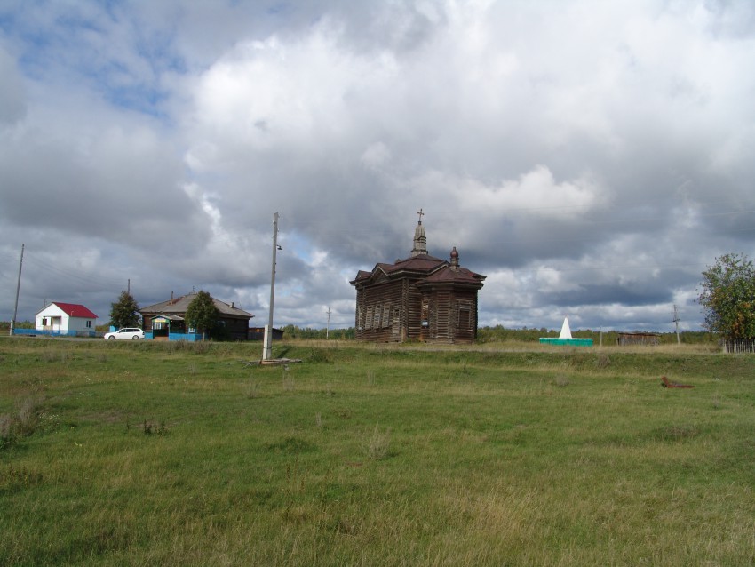 Сычево. Церковь Александра Невского. общий вид в ландшафте
