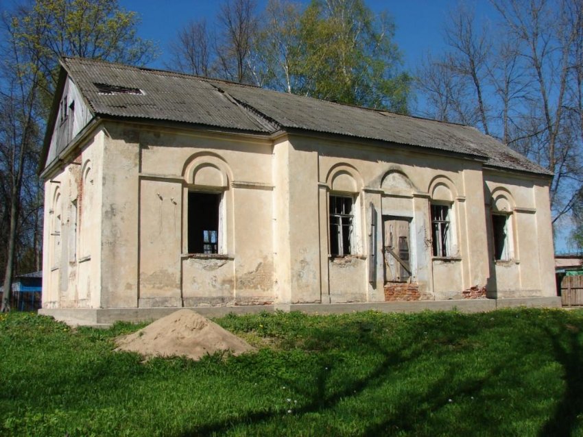 Красный. Церковь Авраамия Смоленского. фасады