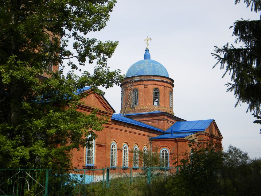 Старое Роговое. Церковь Михаила Архангела. общий вид в ландшафте