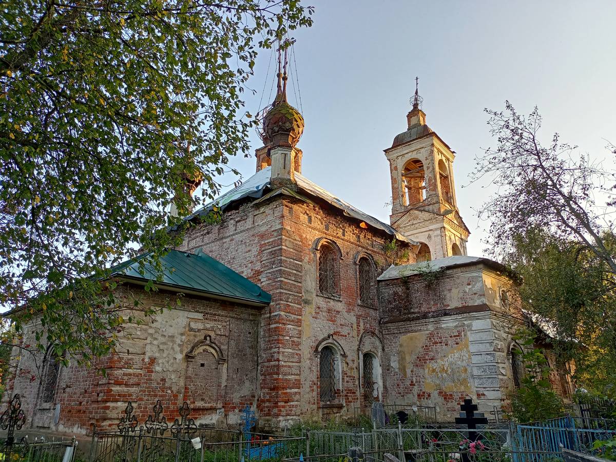 Церковь Воздвижения Креста Господня, Сидорково (Ярославский район, Ярославская область). фасады