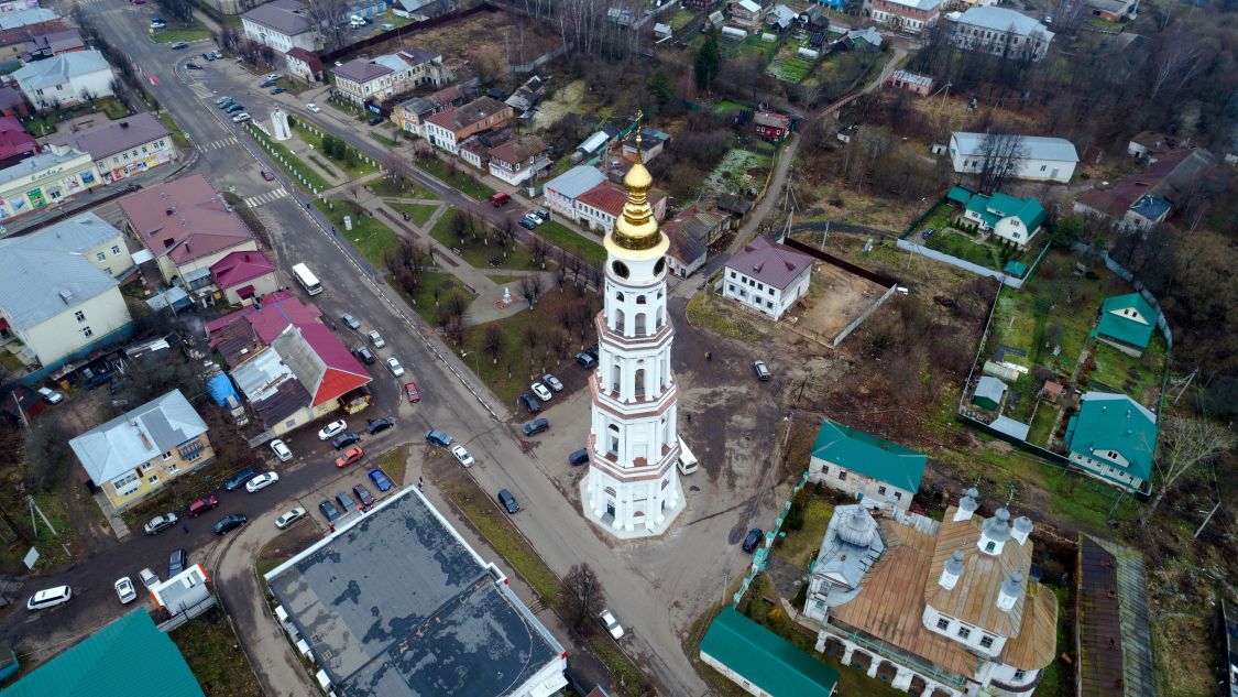 Храмовый комплекс. Церкви Рождества Христова, Троицы Живоначальной и Казанской иконы Божией Матери, Лежнево (Лежневский район, Ивановская область). фасады