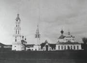 Лежнево. Храмовый комплекс. Церкви Рождества Христова, Троицы Живоначальной и Казанской иконы Божией Матери