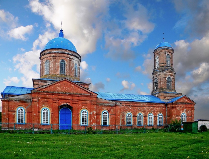 Старое Роговое. Церковь Михаила Архангела. общий вид в ландшафте