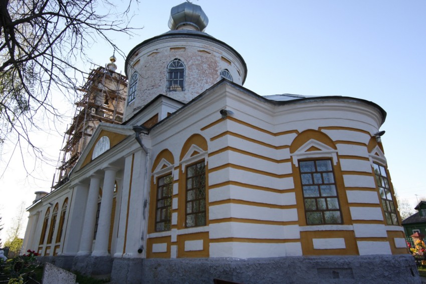 Церковь Троицы Живоначальной, Введенье (Ярославский район, Ярославская область). документальные фотографии