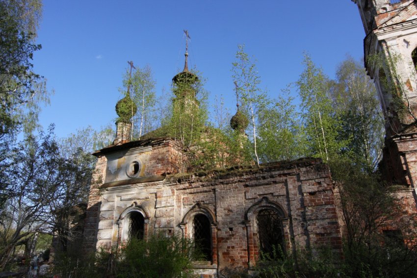 Церковь Воздвижения Креста Господня, Сидорково (Ярославский район, Ярославская область). фасады