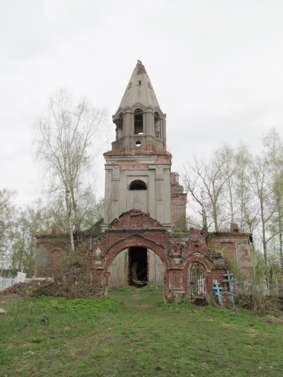 Иконниково. Церковь Спаса Преображения. общий вид в ландшафте