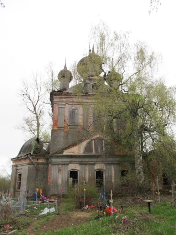 Церковь Преображения Господня, Иконниково (Городецкий район, Нижегородская область). общий вид в ландшафте