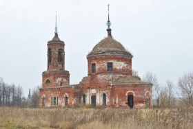 Ивановское. Церковь Успения Пресвятой Богородицы