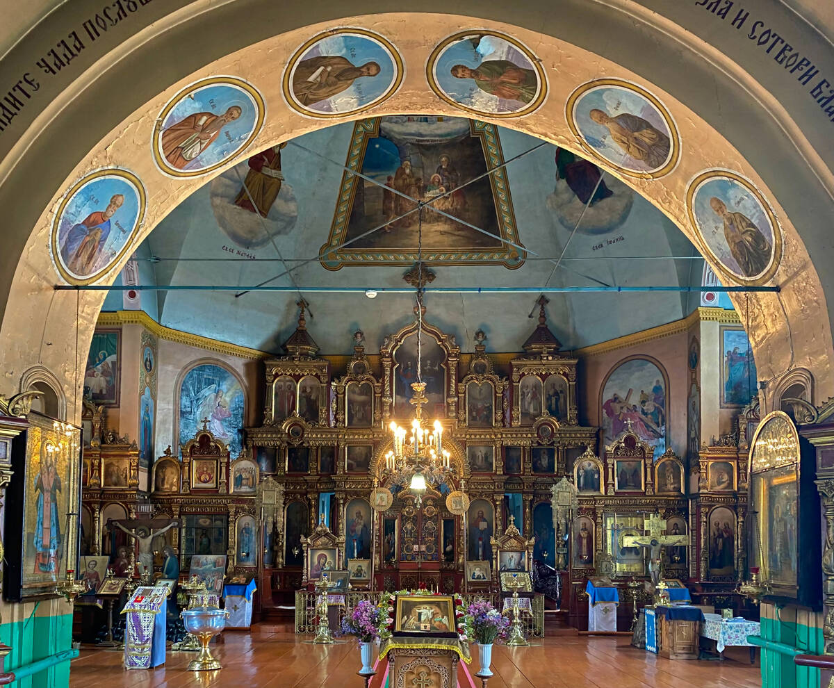 Церковь Сретения Господня, Кучка (Оршанский район, Республика Марий Эл). интерьер и убранство, Интерьер, вид от входа