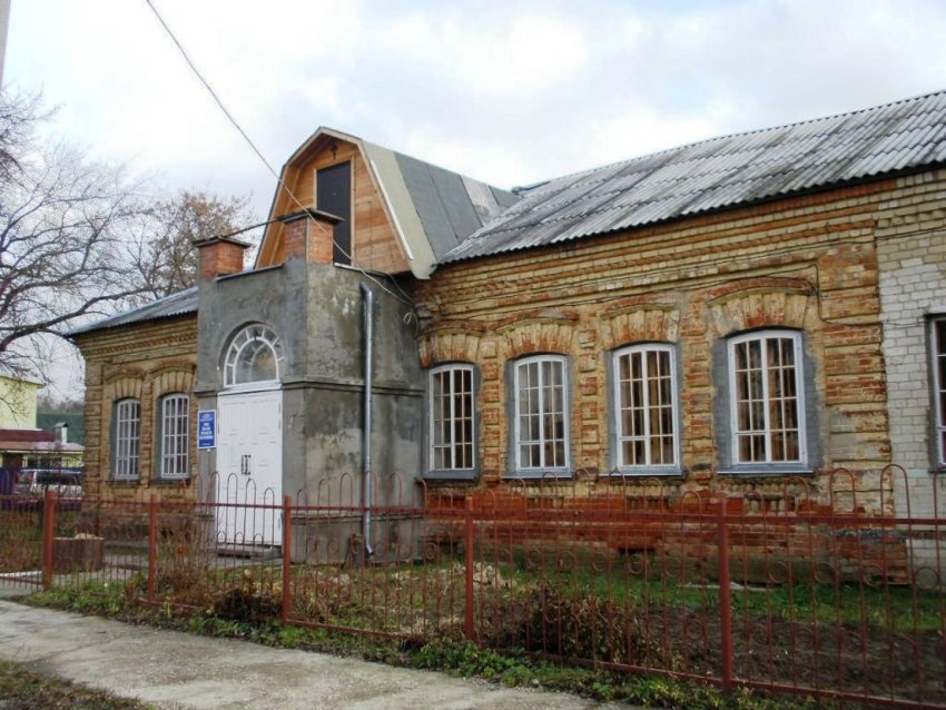 Молитвенный дом Успения Пресвятой Богородицы, Ворсино (Боровский район, Калужская область). фасады