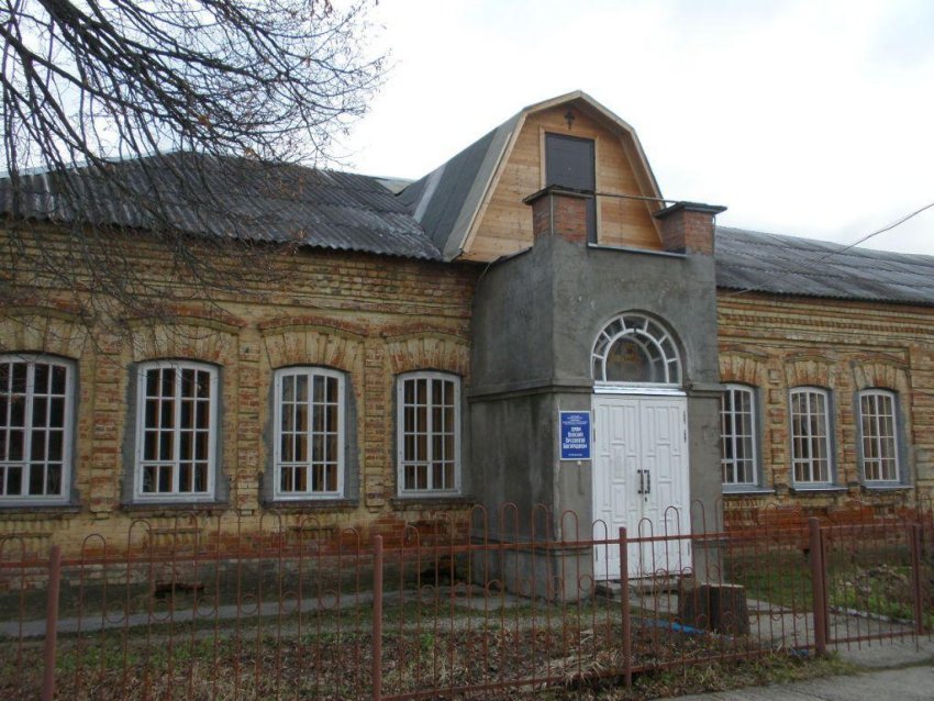 Молитвенный дом Успения Пресвятой Богородицы, Ворсино (Боровский район, Калужская область). фасады